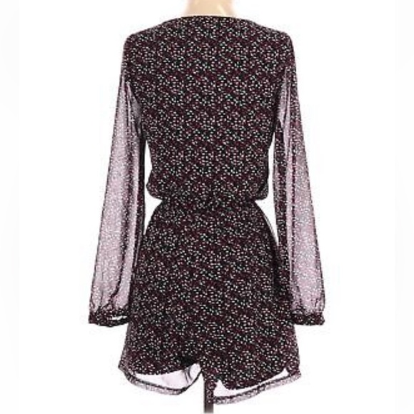 Express Print Long Sleeve Chiffon Wrap Front Romper L - Picture 3 of 8